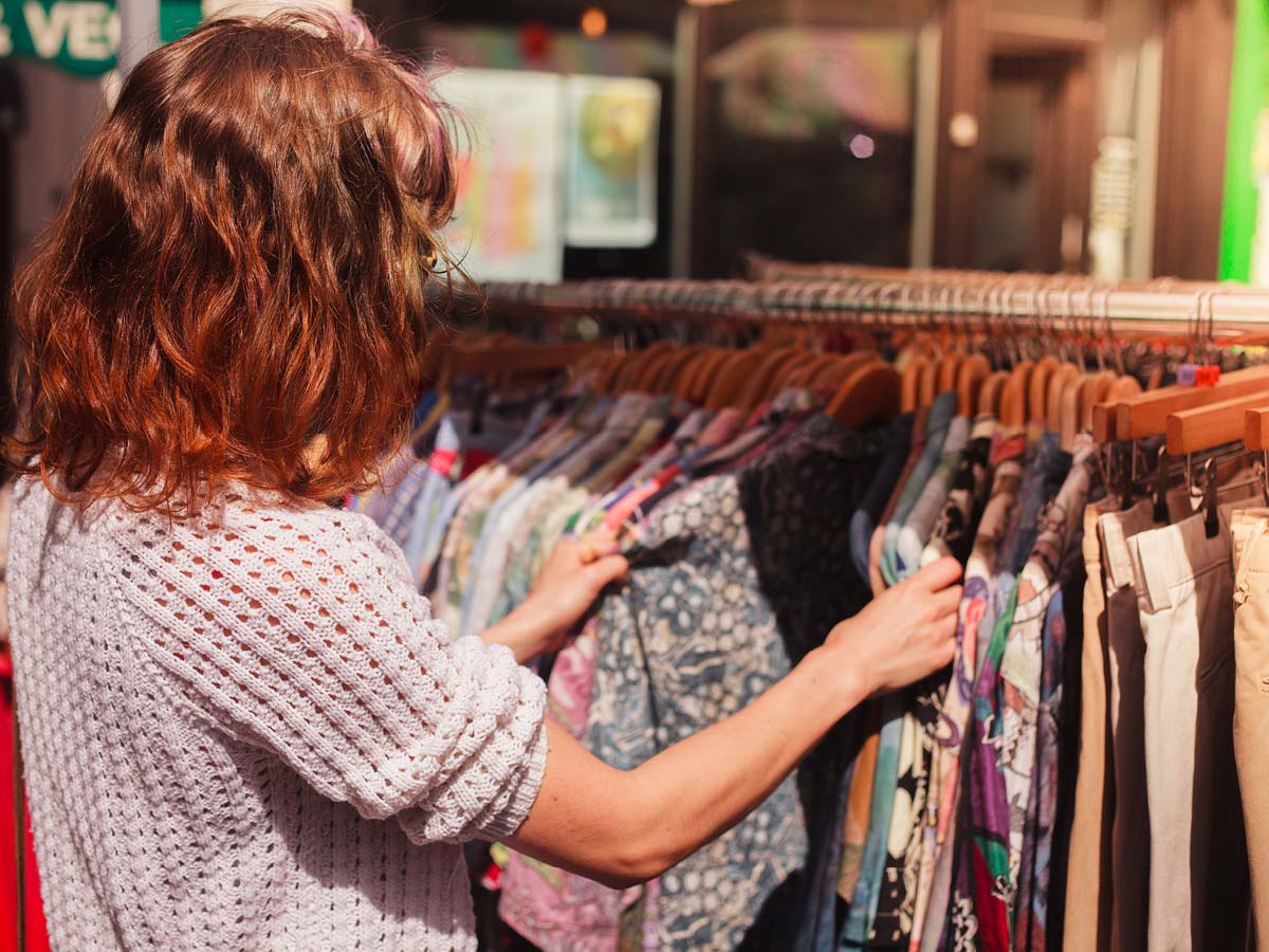 The Benefits of Buying and Reusing Secondhand Clothes